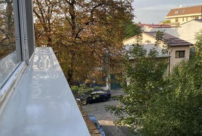 Apartament cu 2 camere semidecomandat, mobilat în 1 Mai - 8