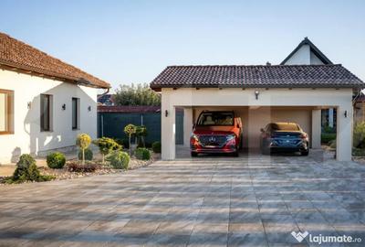 Casă cu 5 camere cu Teren 1577 Mp în Arcuș - 1