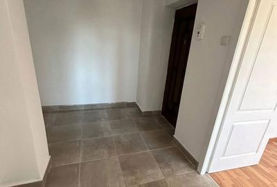 Apartament cu 3 camere decomandat în Central - 1