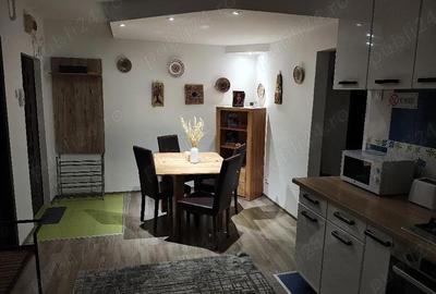 Apartament cu 4 camere decomandat în Vasile Aaron - 1