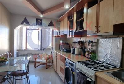 Apartament cu 2 camere decomandat în E3 - 6
