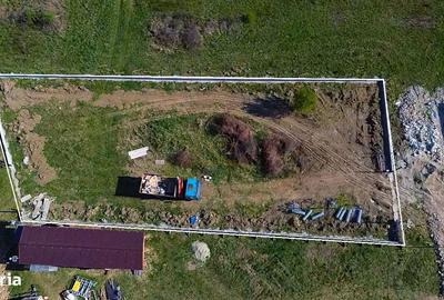 Teren de 1000 mp, în Central - 3