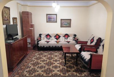 Duplex cu 3 camere cu Canalizare în Giulești - 2