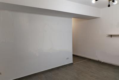 Studio cu curte proprie - bloc nou Central - 2