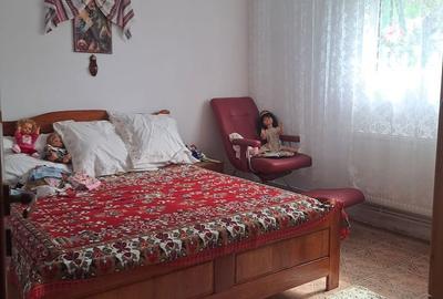 Casă cu 4 camere în Rădești - 16