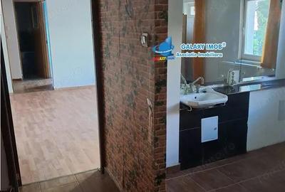 Apartament cu 2 camere semidecomandat în Prundu - 11