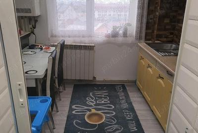 Apartament cu 2 camere semidecomandat în Micro 5 - 8