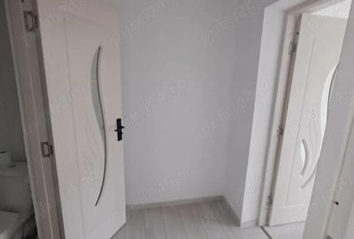 Apartament cu 3 camere semidecomandat în Central - 2