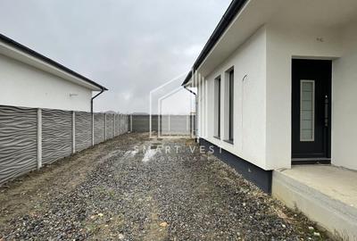 Casă individuală cu 3 camere cu Canalizare în Mărtinești - 27