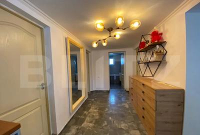 Casă cu 3 camere cu Teren 3000 Mp în Central - 2