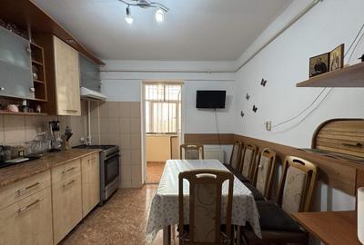 3 cam, 67 mp., decomandat, renovat, etaj 4, zona Palat justitie - 9