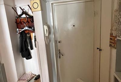 Sinaia -Calea Moroieni-Str. Badea Cartan, Garsoniera etaj intermediar, decomandata, vedere panorami - 10