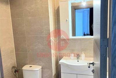 Apartament cu 3 camere decomandat în Central - 3