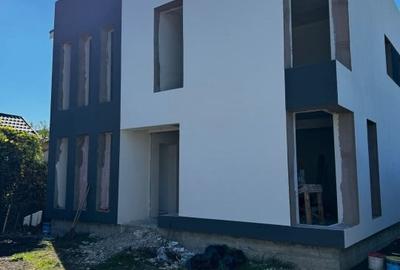 CASA  4 CAMERE |  VALU LUI TRAIAN |  110 MPC - 3