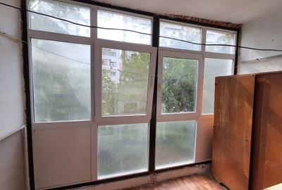 Apartament 2 camere Zona Capela Militara - etaj 2/3  - 53 mp - 4
