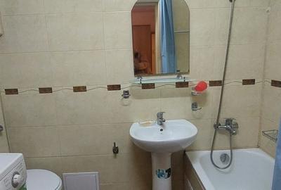 Apartament cu 2 camere semidecomandat, mobilat în Central - 11