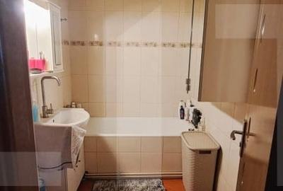 Apartament cu 4 camere, 2 bai, 2 balcoane, Miorita, spatios si luminos - 9