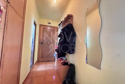 Apartament 2 camere, decomandat, etajul 1 - Cisnadie - 9