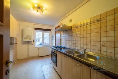 Apartament cu 2 camere decomandat în Central - 11