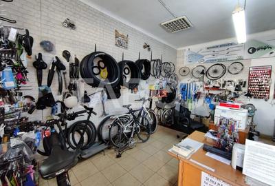 Casa individuala si 4 spatii comerciale cu vad in Orasul de Jos Sibiu - 3