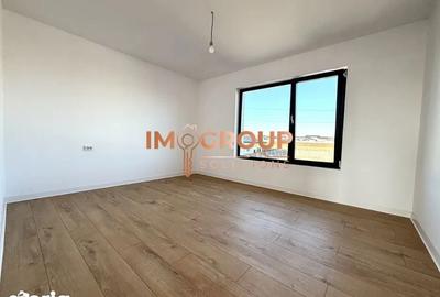 Casă cu 5 camere cu Teren 350 Mp în Miroslava - 2