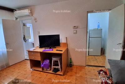 Garsonieră semidecomandată în Buziașului