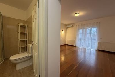 Vila semimobilata  cu 3 dormitoare, piscina exterioara, complex - 10