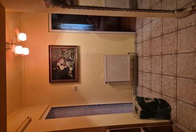 Apartament cu 2 camere decomandat în - 3