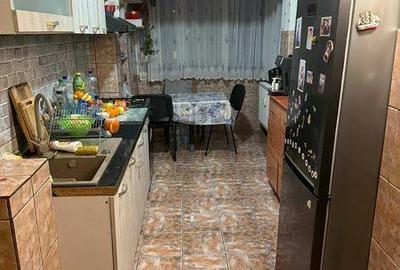 Apartament cu 2 camere decomandat în Decebal