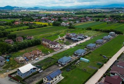 Casă individuală cu 4 camere cu Canalizare în Stupini - 18