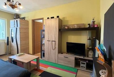 Apartament cu 3 camere semidecomandat, mobilat în Tomis Nord - 9