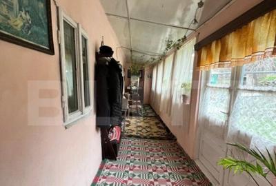 Casa individuala + Teren 4600 mp- Siret - 1