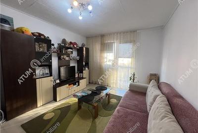 Apartamnet de 2 camere cu balcon si pivnita zona Vasile Aaron - 2