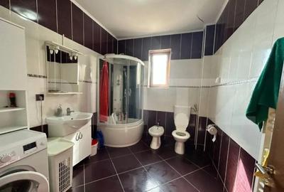 Casă cu 7 camere cu Teren 900 Mp în Central - 6