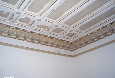 Casă cu 4 camere cu Teren 750 Mp în Central - 9