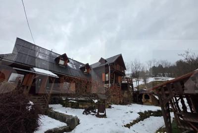 Casă cu 7 camere cu Teren 1384 Mp în Cernat - 5