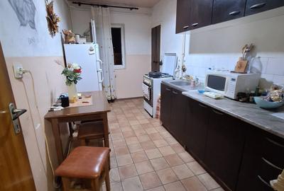 Apartament 3 camere, 70mp, Str. Muncitorilor, zona Astra - 7