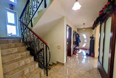 Casa singur in curte Mure? Unirii Zona Pom... Casa singur in curte Mure? Unirii Zona Pom... - 9