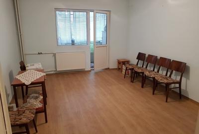 Apartament cu 2 camere decomandat în Satu Nou - 4