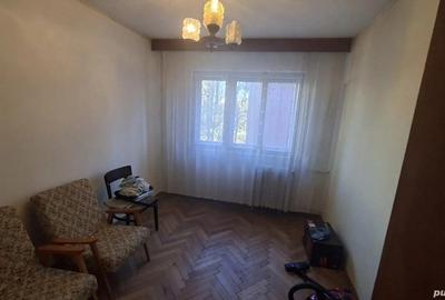Apartament cu 4 camere decomandat în Republicii - 1