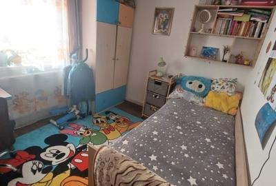 Apartament cu 3 camere decomandat în Păcurari - 9