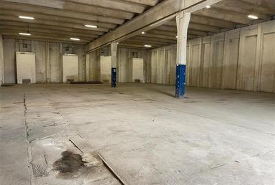 Spațiu comercial, de 1,000 mp, în Monumentului - 7