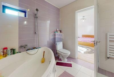 Casa individuala cu 4 camere, garaj si curte in zona de Nord, Gulia - 6