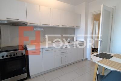 Apartament cu 3 camere semidecomandat, mobilat în Central
