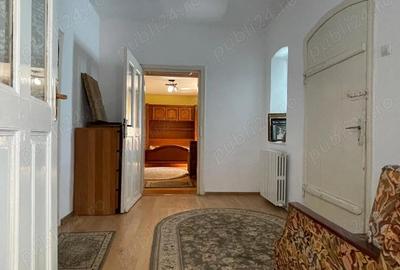 Casă cu 5 camere în Cobadin - 4