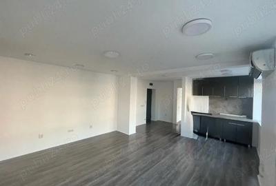 Apartament cu 3 camere decomandat în Central - 1
