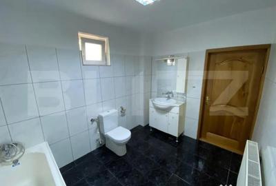 Casă cu 7 camere cu Teren 587 Mp în Valea - 7