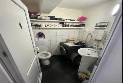 Apartament cu 4 camere decomandat în Medicină