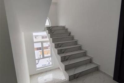 RECO Vila la cheie compartimentata in 16 ap in zona Spitalul Judetean - 7