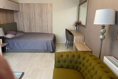 Apartament cu 2 camere decomandat, mobilat în Tractorul - 4
